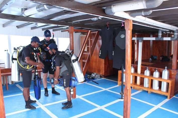 Дайв-дэк на яхте Pearl of Papua