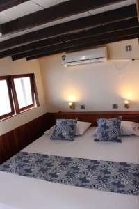 Каюта Manta Suite на нижней палубе на яхте Pearl of Papua