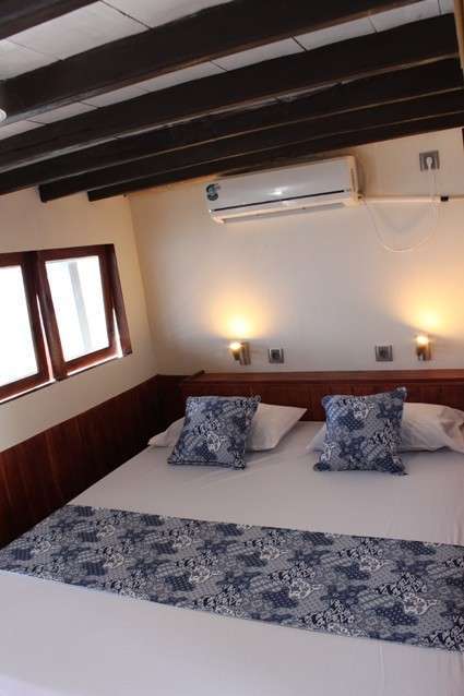 Каюта Manta Suite на нижней палубе на яхте Pearl of Papua