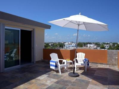 Терраса в отеле Sunrise 42 Suites