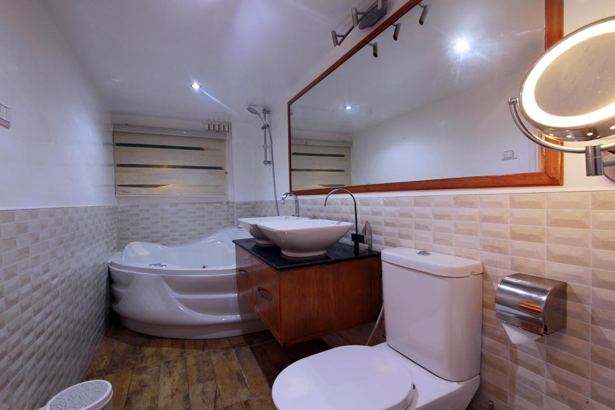 Ванная комната в каюте на яхте Marselia Star