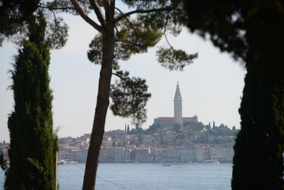 Вид с территории кемпинга