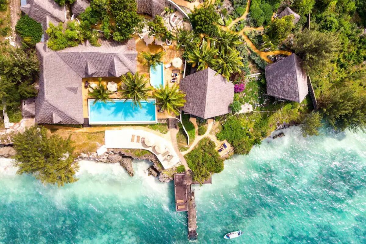 Sunshine Marine Lodge