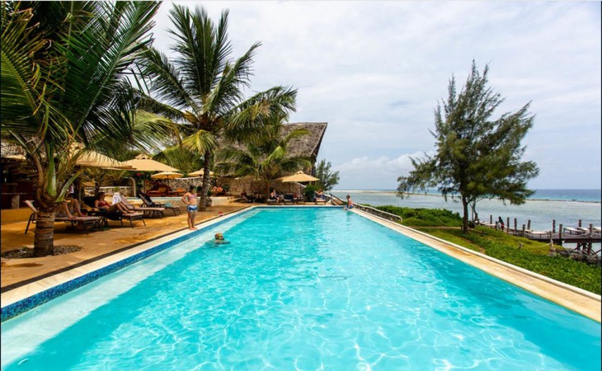 Sunshine Marine Lodge