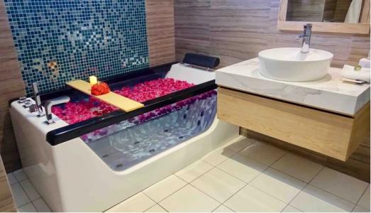 Zero Degree Residence