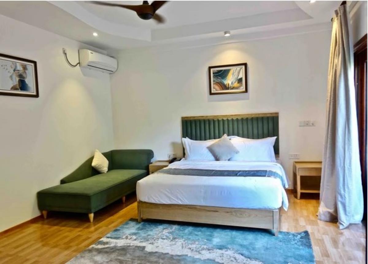 Zero Degree Residence