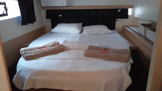 El Camino (Fountaine Pajot Lucia 40)