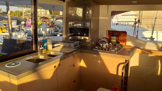 El Camino (Fountaine Pajot Lucia 40)