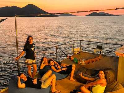 Navis 1
